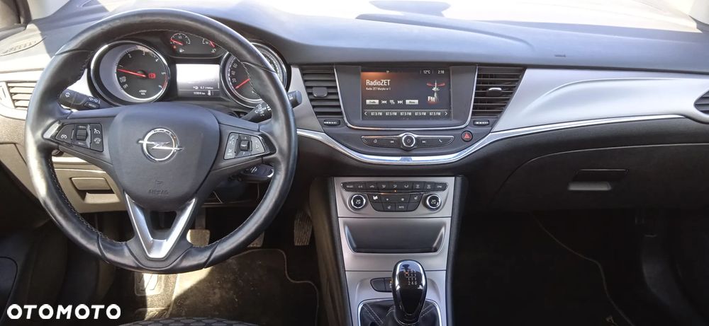 Opel Astra 1.6 D (CDTI) Start/Stop Dynamic - 18