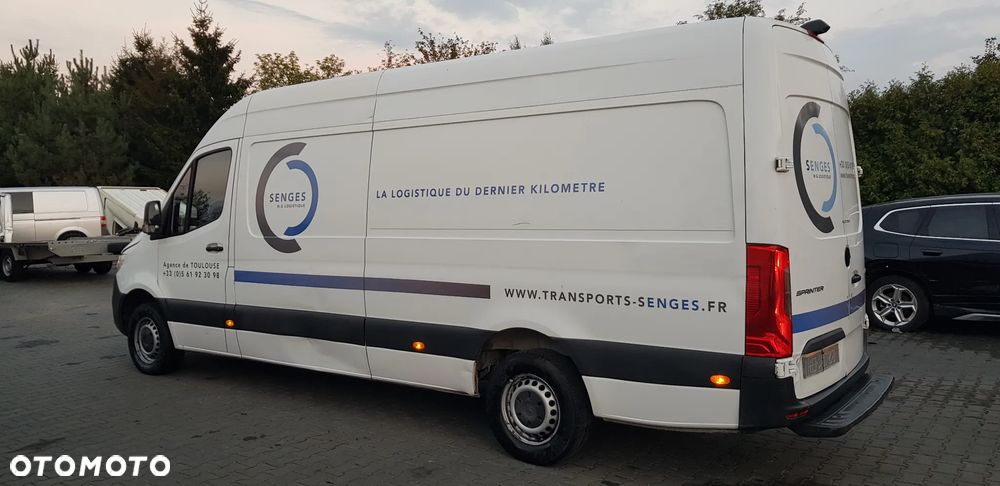 Mercedes-Benz Sprinter - 8