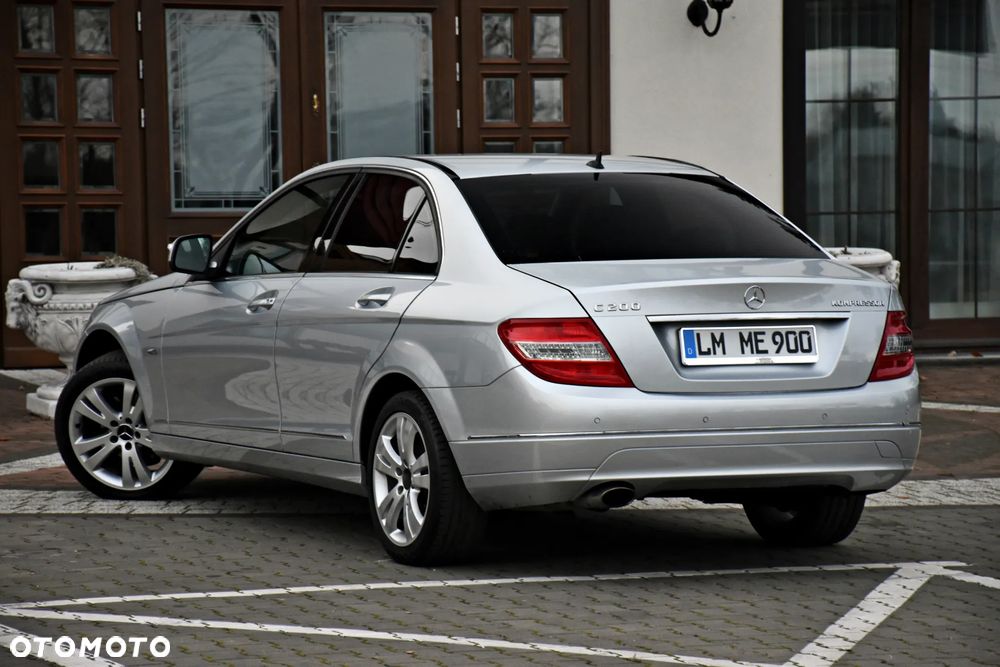 Mercedes-Benz Klasa C 200 7G-TRONIC Avantgarde Edition - 16