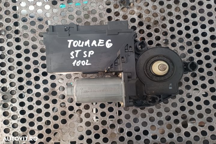 Motoras macara geam spate stanga 0130821765 Volkswagen VW Touareg gen - 7