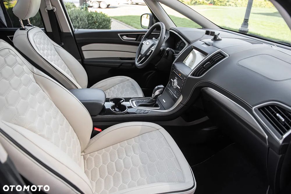 Ford S-Max 2.0 TDCi 4WD Vignale PowerShift - 40