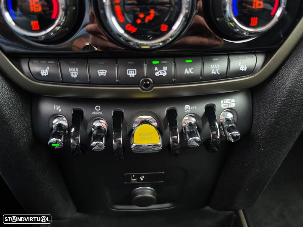 MINI Countryman Cooper SE All4 Aut. Essential - 26