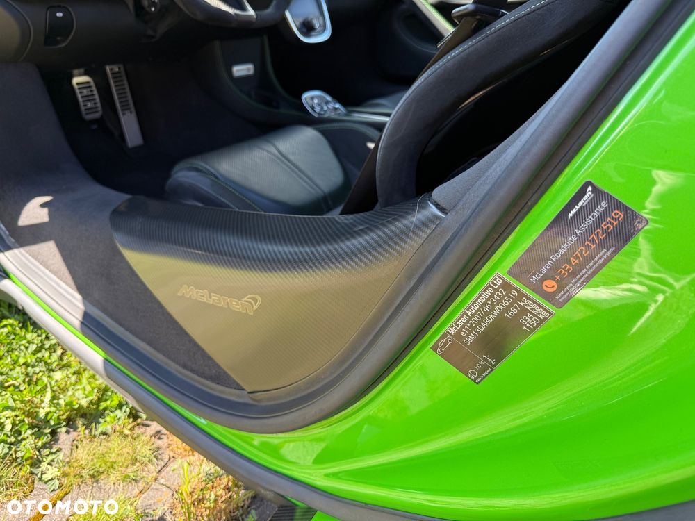 McLaren 570S Coupe - 11