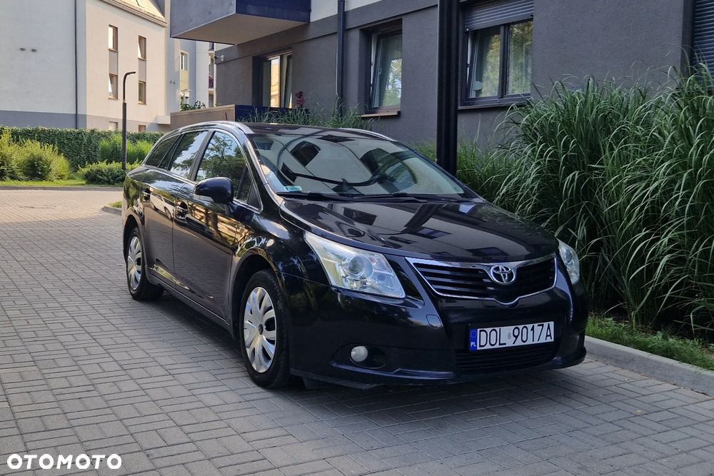Toyota Avensis 2.0 D-4D Edition - 6