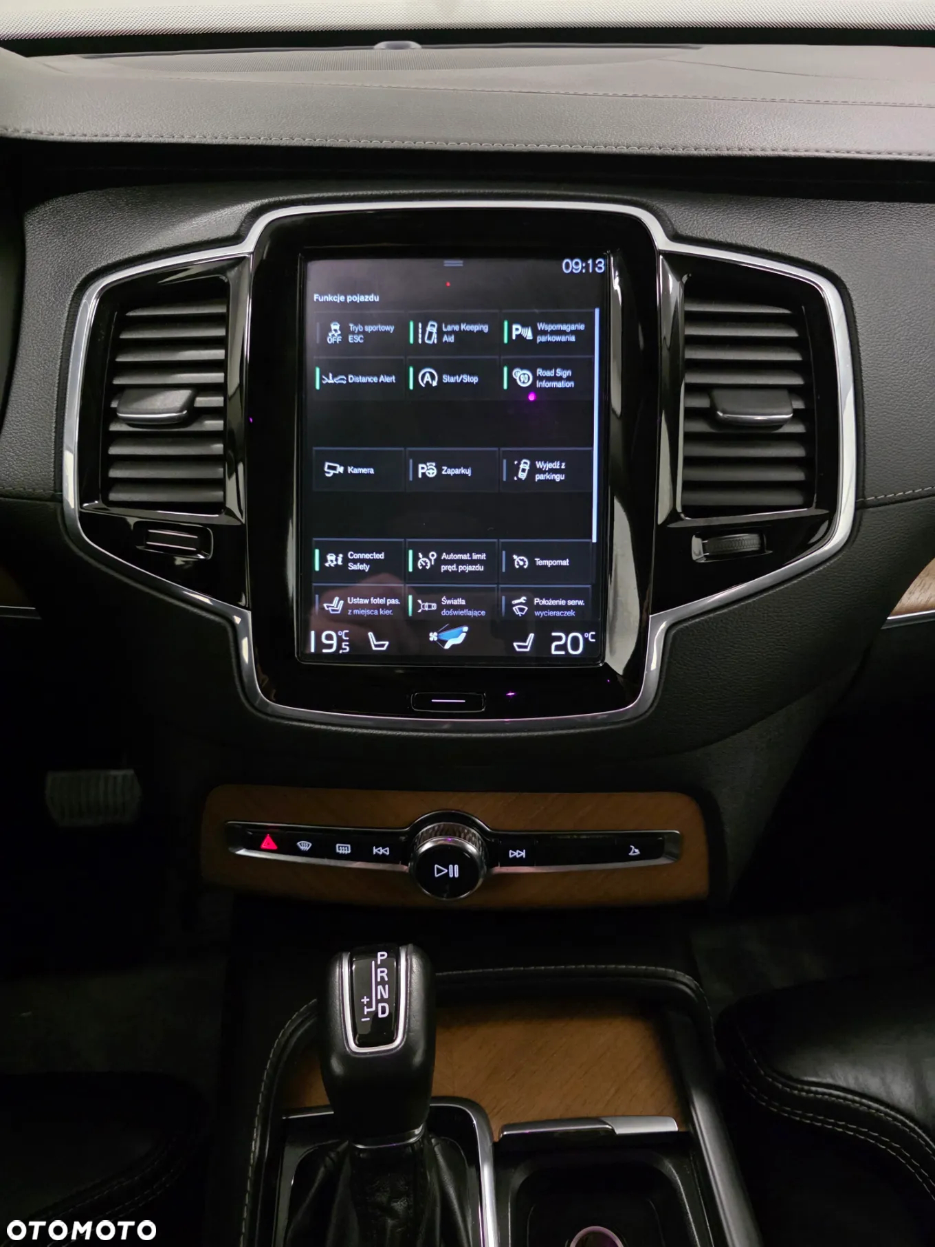 Volvo XC 90 D5 AWD R-Design - 15
