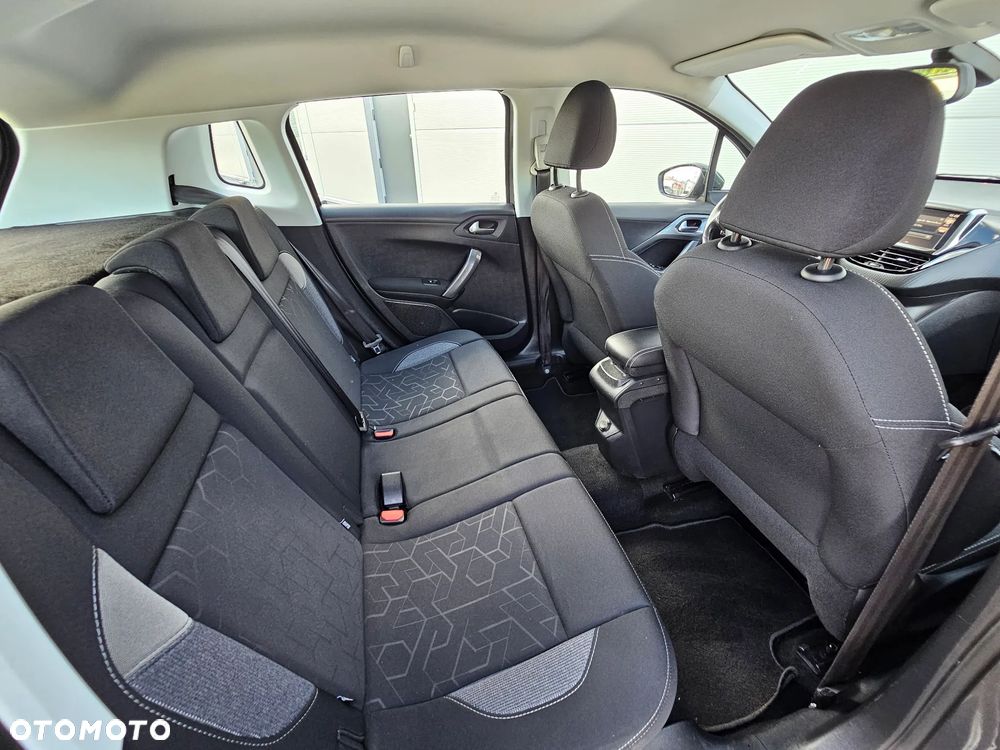 Peugeot 2008 PureTech 82 Style - 26