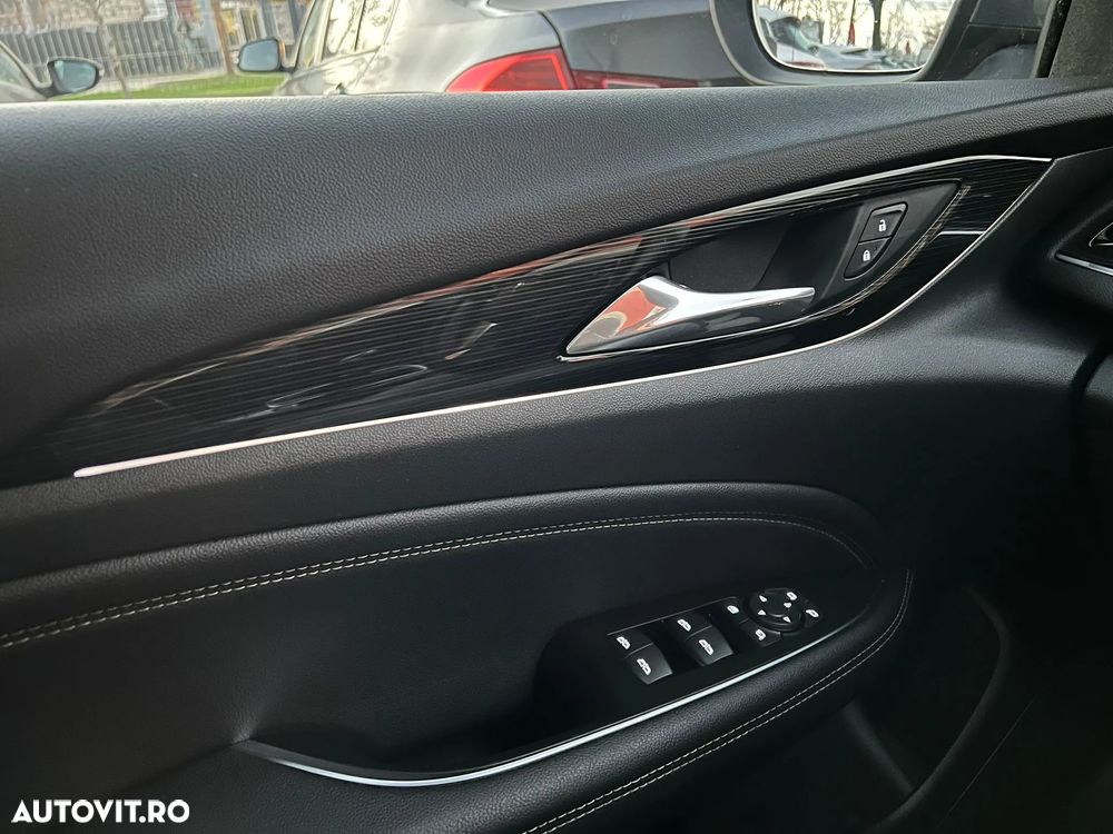 Opel Insignia Sports Tourer 1.6 ECOTEC Diesel Business Innovation - 20