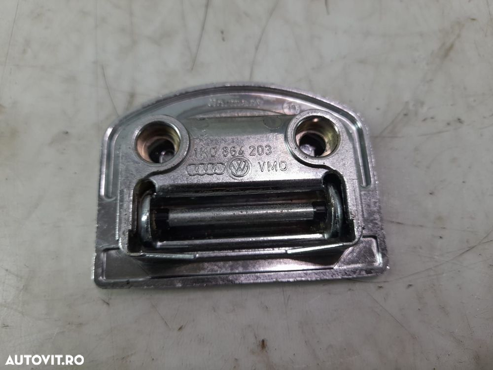 Maner portbagaj 1K0864203 Audi A8 D4/4H [2010 - 2014] 4.2 tdi CDSB - 2