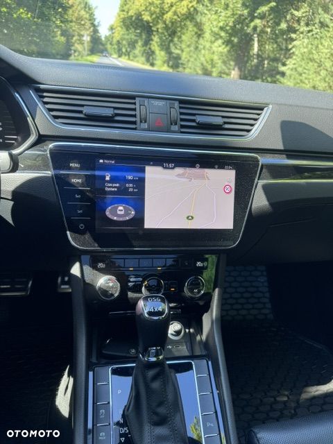 Skoda Superb 2.0 TSI 4x4 L&K DSG - 13