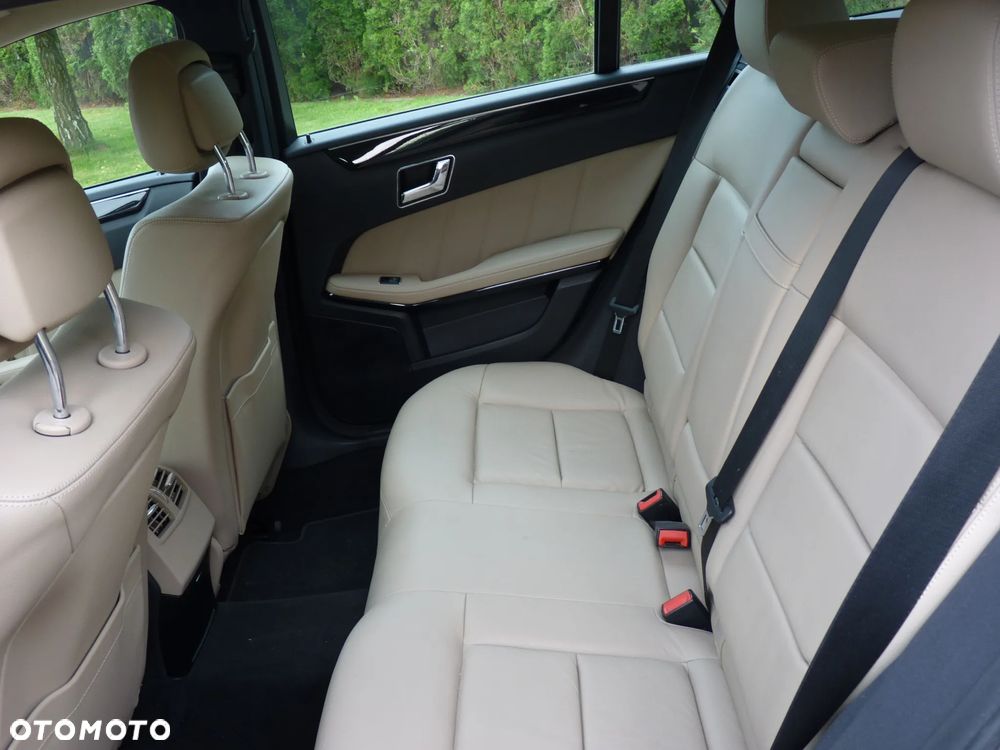 Mercedes-Benz Klasa E 350 CDI BlueEff Avantgarde - 8