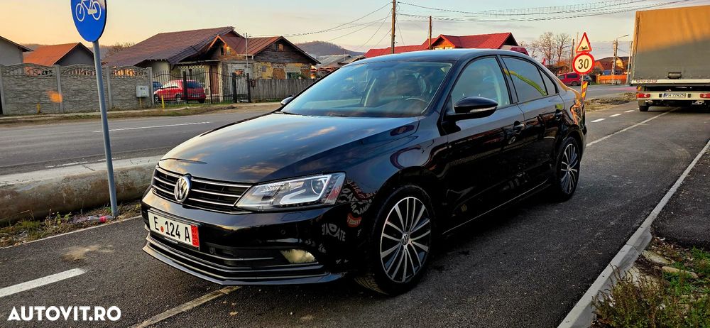 Volkswagen Jetta 2.0 TDI DSG BlueMotion Technologie Allstar - 19