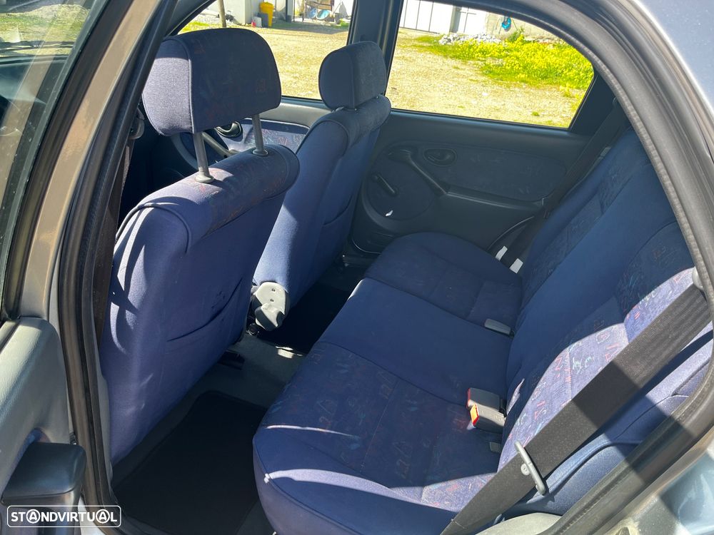 Fiat Palio Weekend 75 - 8