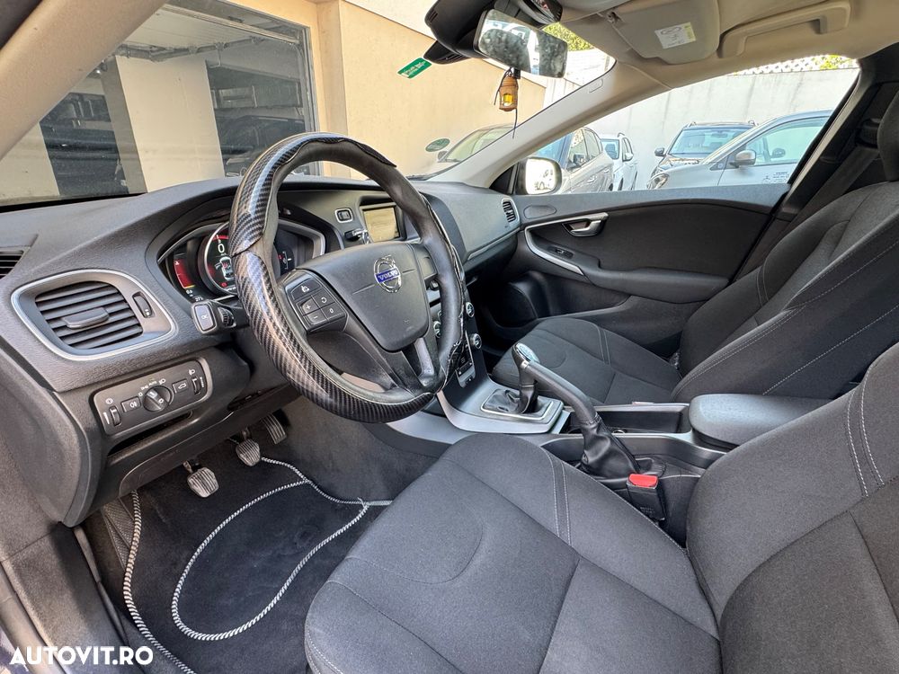 Volvo V40 D2 - 6