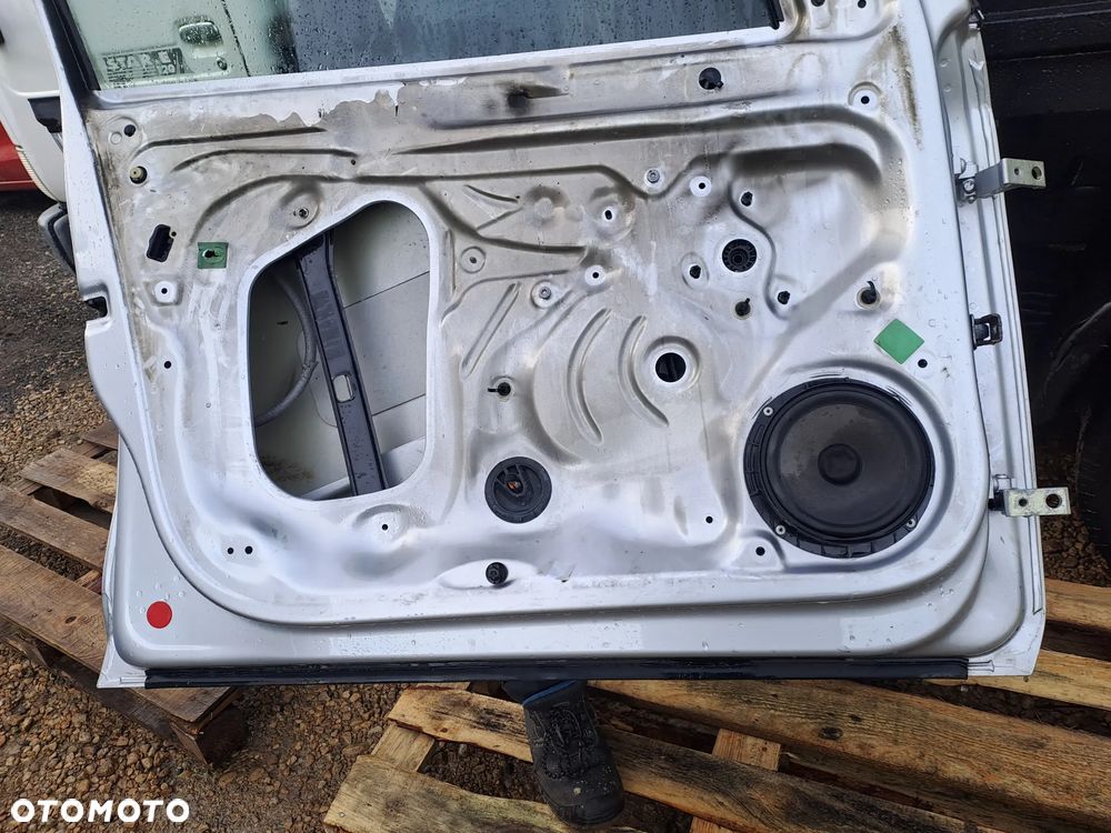 Skoda Rapid 5D HB drzwi klapa kod lakieru 9156 LA7W i inne - 16