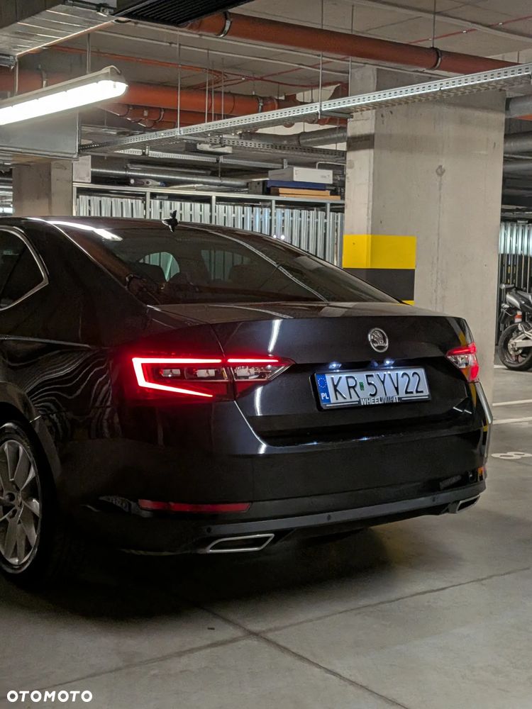 Skoda Superb 2.0 TDI 4x4 Ambition DSG - 6