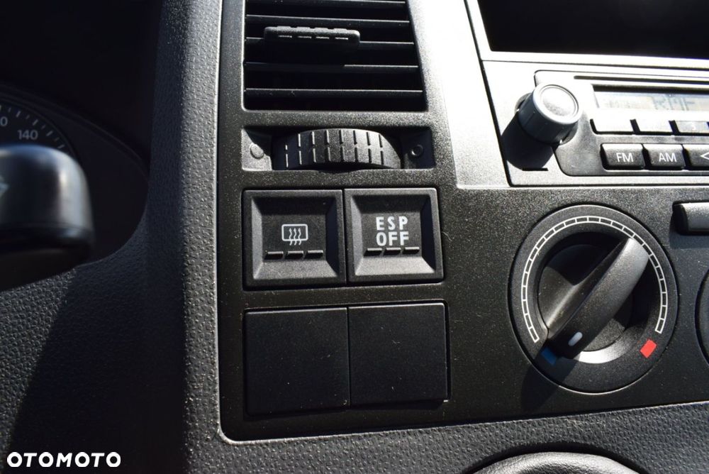 Volkswagen Transporter - 25