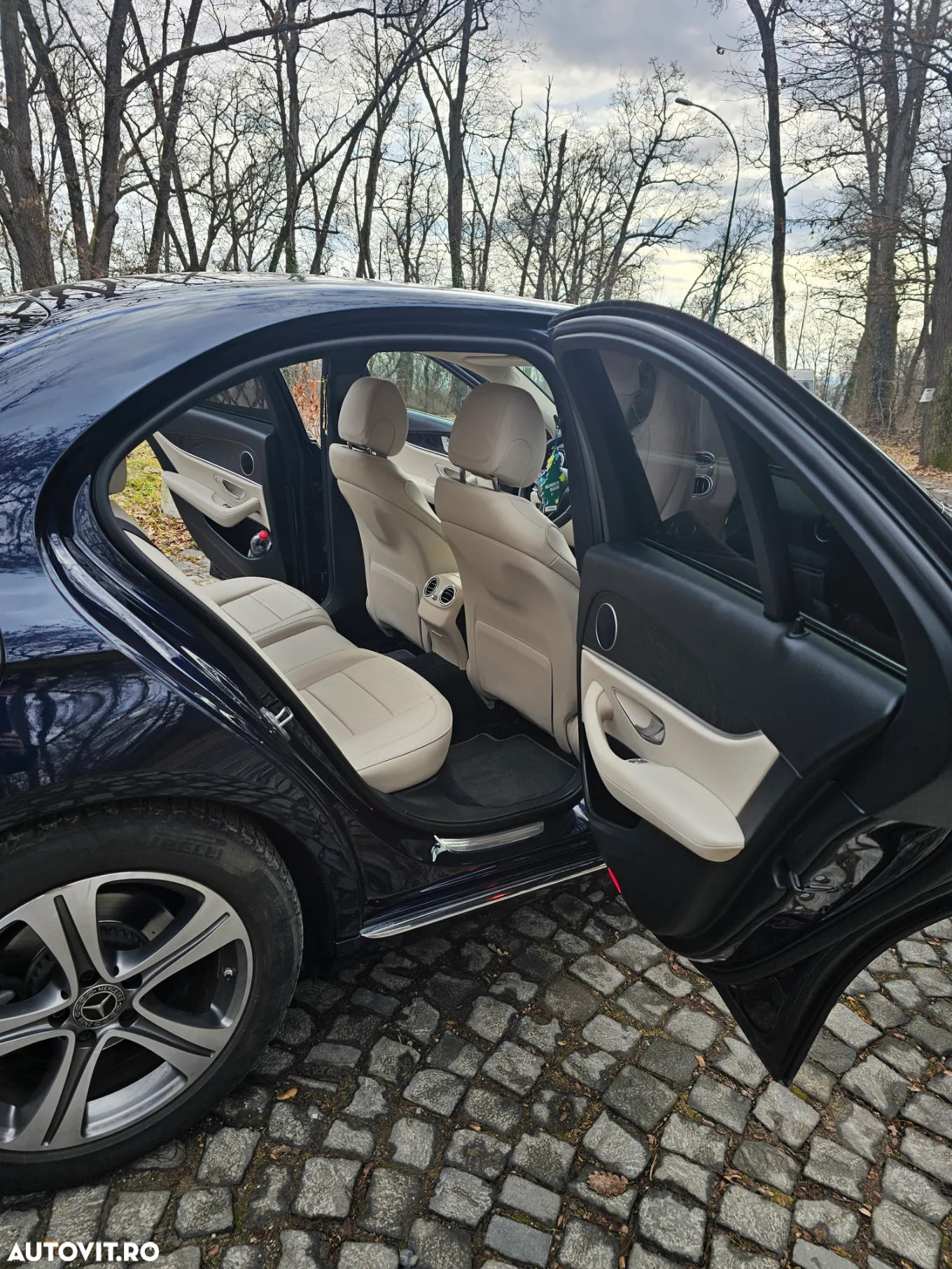 Mercedes-Benz E 200 d 9G-TRONIC Avantgarde - 3