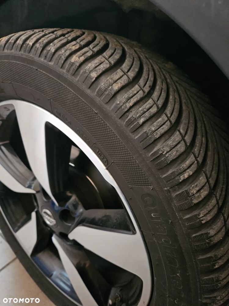 Nissan Qashqai 1.2 DIG-T N-Connecta EU6 - 13