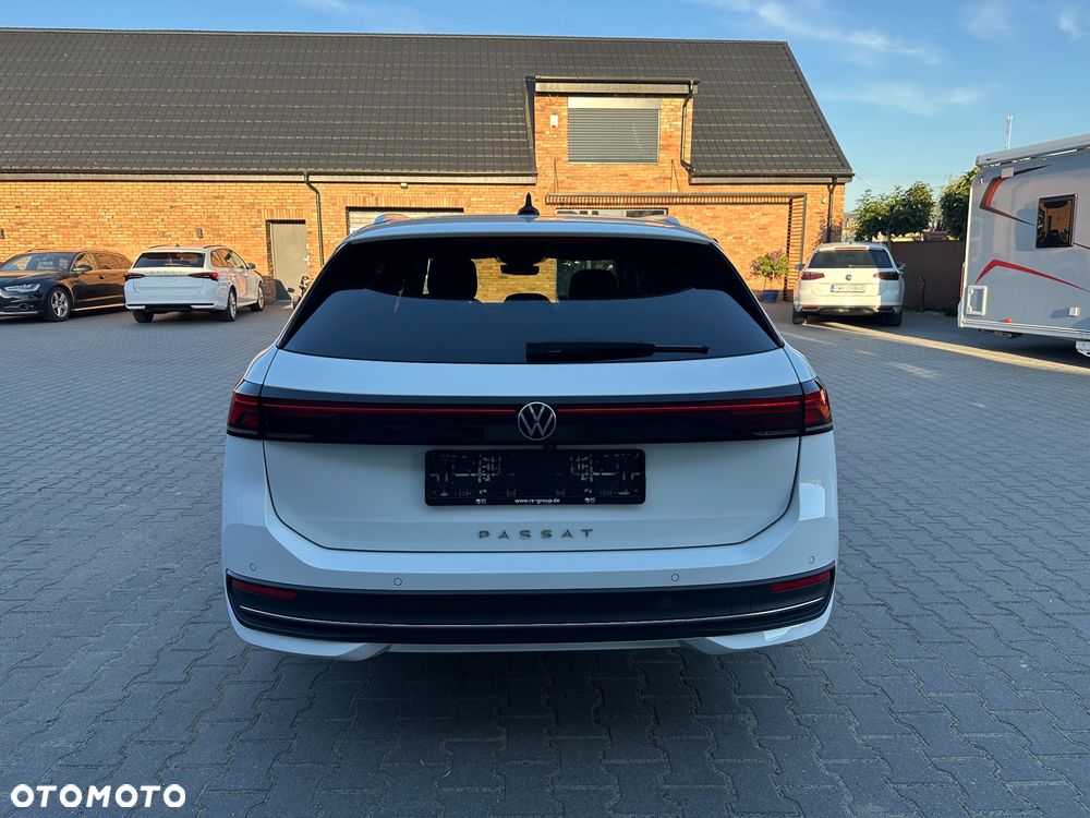 Volkswagen Passat - 5