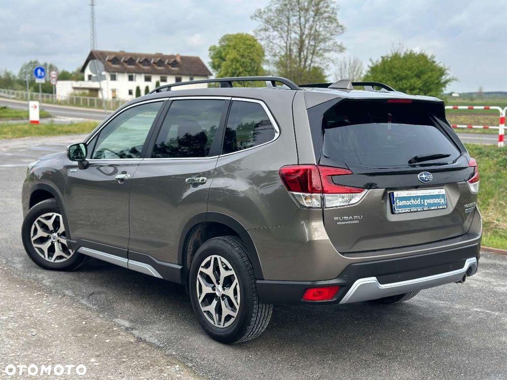 Subaru Forester 2.0i-L Exclusive Navi (EyeSight) Lineartronic - 17