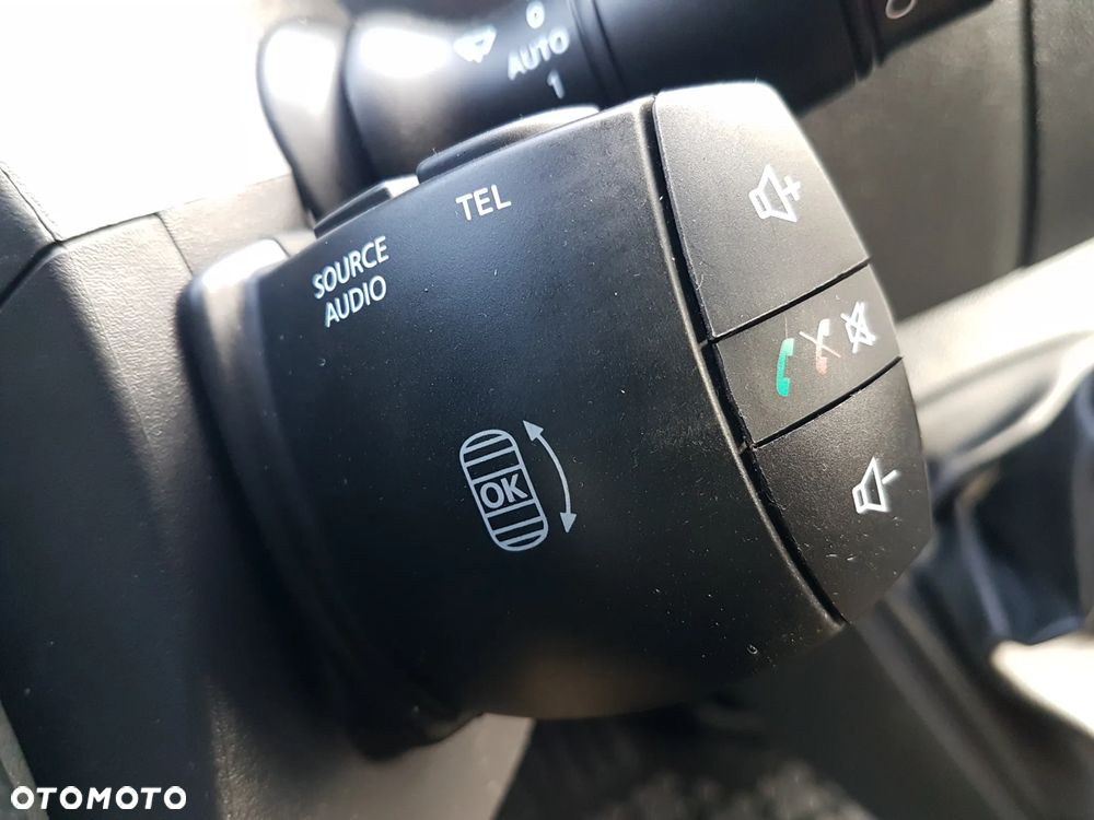 Renault MASTER KONTENER 8EP 4,23x2,25x2,25 KLIMA MANUAL KRAJOWY 6-BIEGÓW - 32