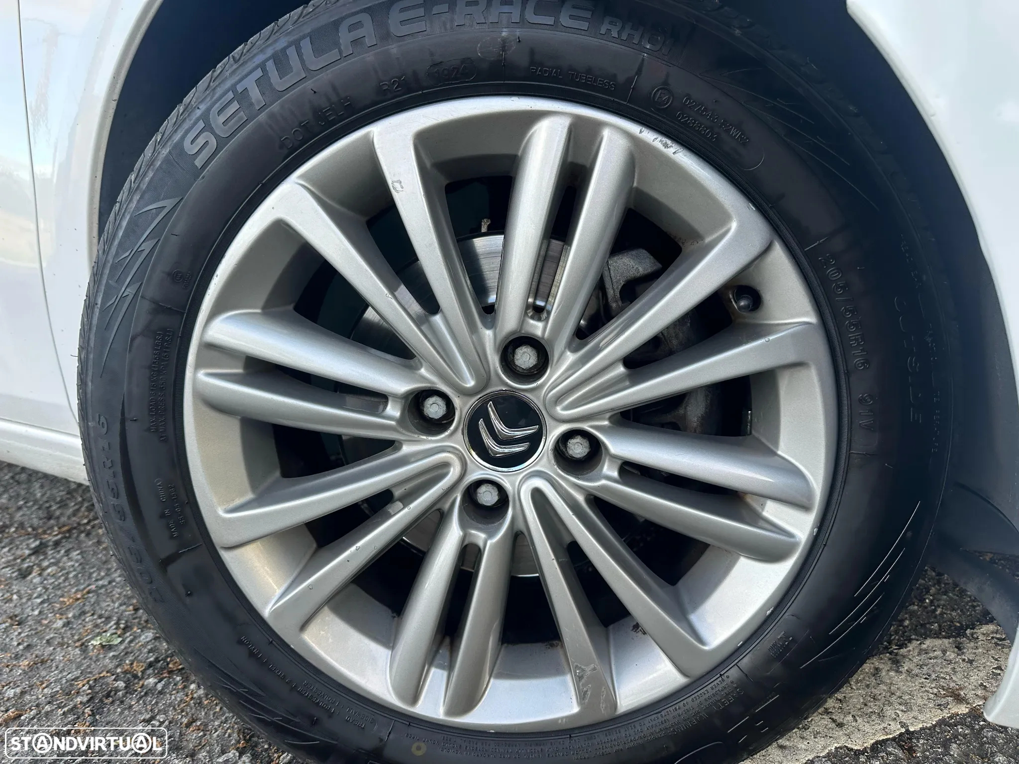Citroën C4 1.6 e-HDi Exclusive J17 CMP6 - 3