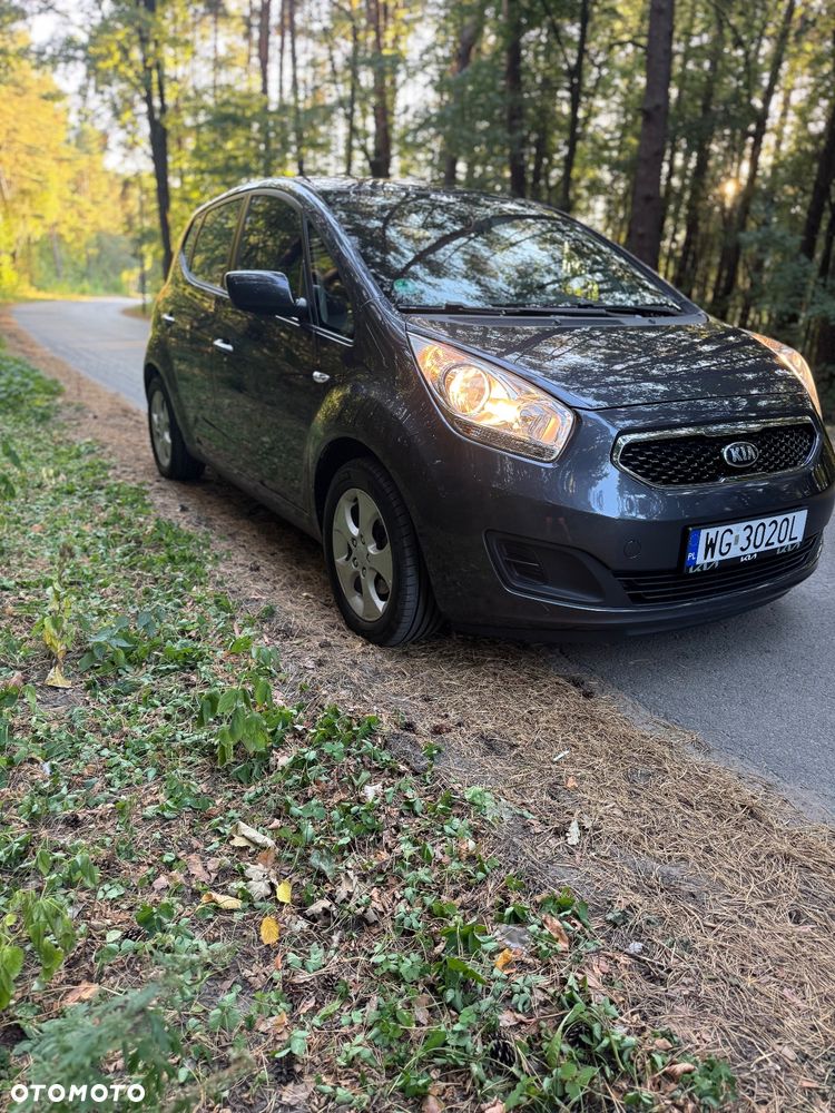 Kia Venga - 6