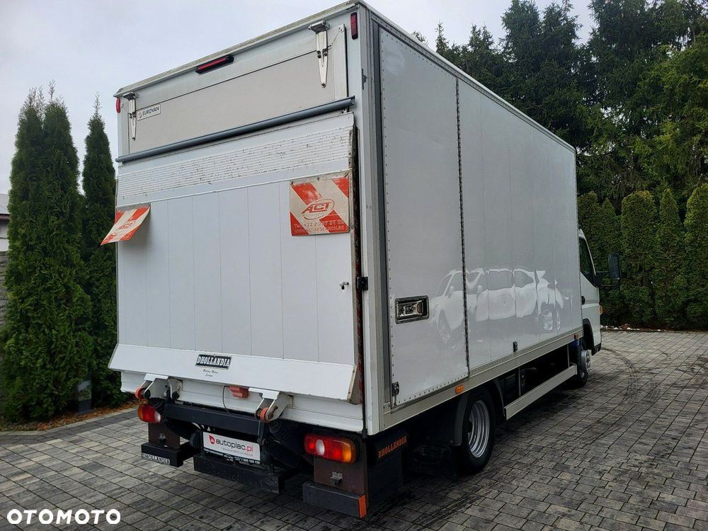 Mitsubishi Fuso - 5