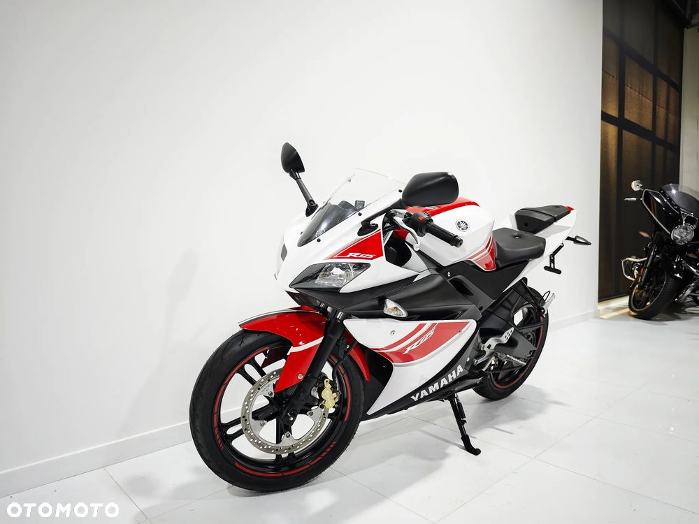 Yamaha YZF - 3