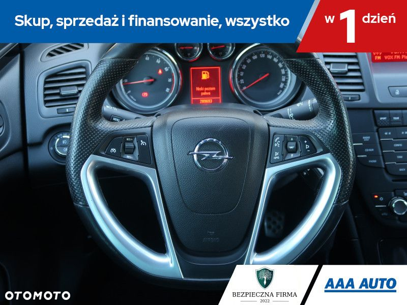 Opel Insignia - 17