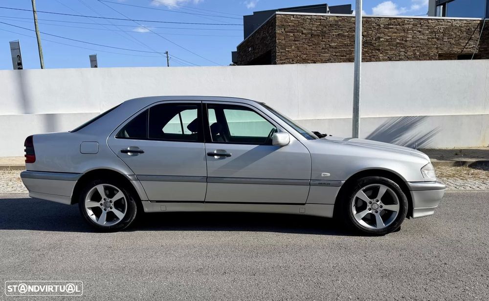 Mercedes-Benz C 250 - 3