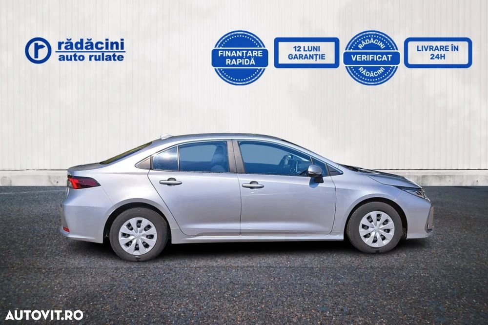 Toyota Corolla 1.8 HSD Business - 7