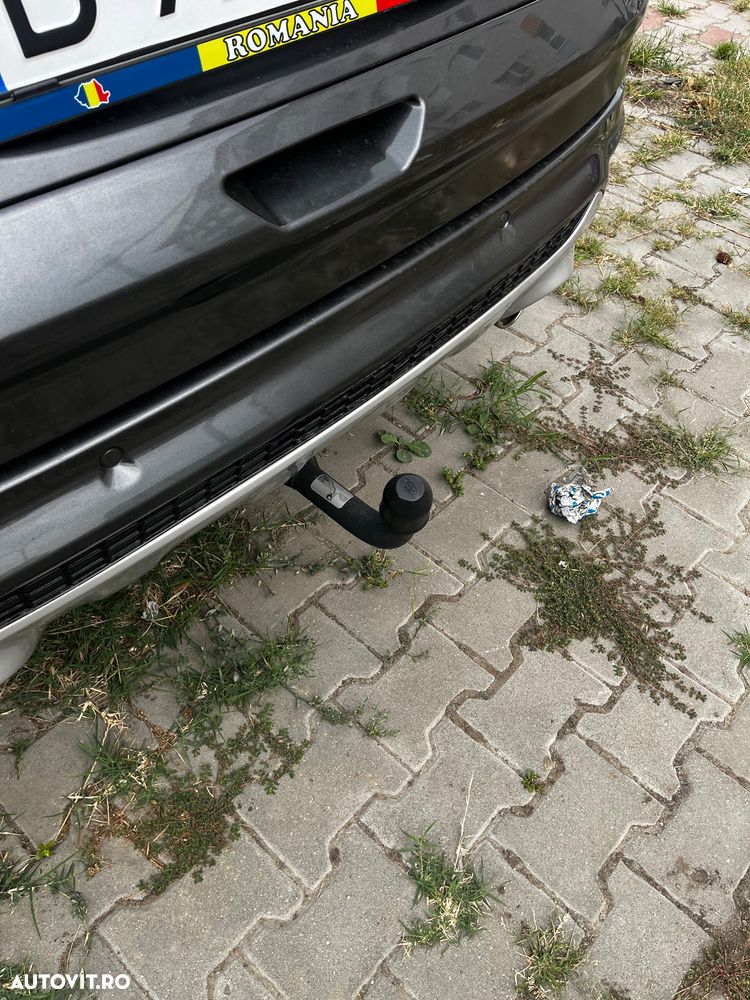 Ford Kuga 2.0 TDCi Powershift 4WD Titanium - 11