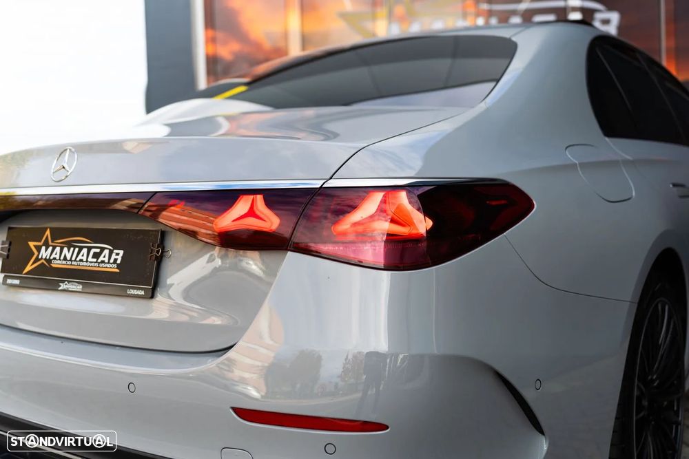 Mercedes-Benz E 300 e AMG Line - 34