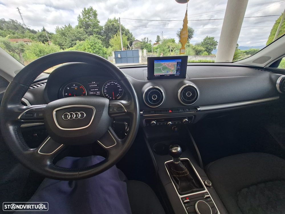 Audi A3 Sportback 1.6 TDI Ambition - 5