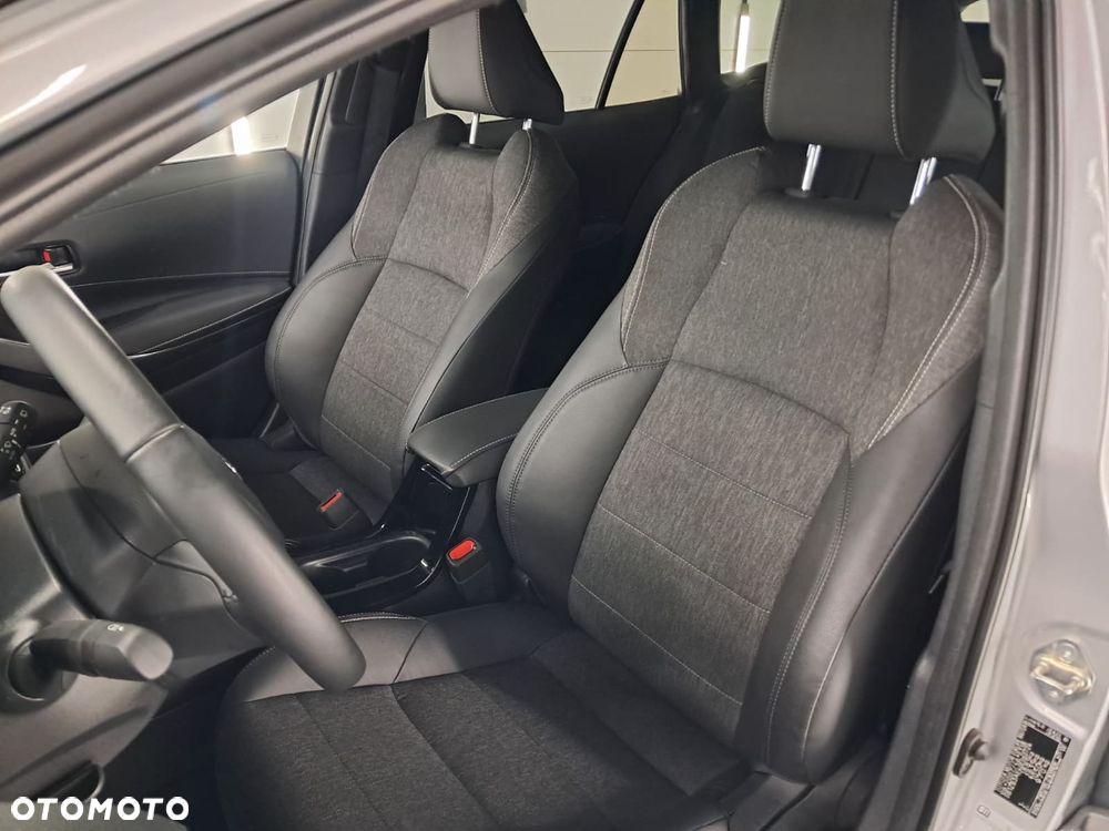 Toyota Corolla 1.8 Hybrid Executive - 21