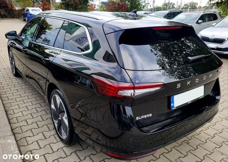 Skoda Superb 1.5 TSI L&K DSG - 4