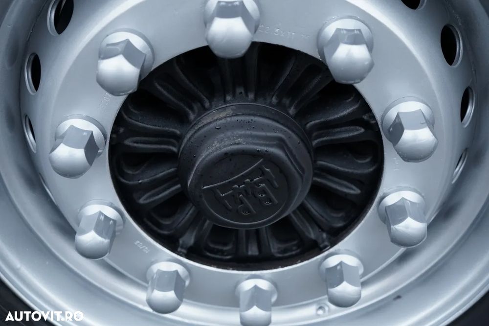 Wielton CORTINĂ / VARIOS / 2x AXE RIDICATIVE / - 25