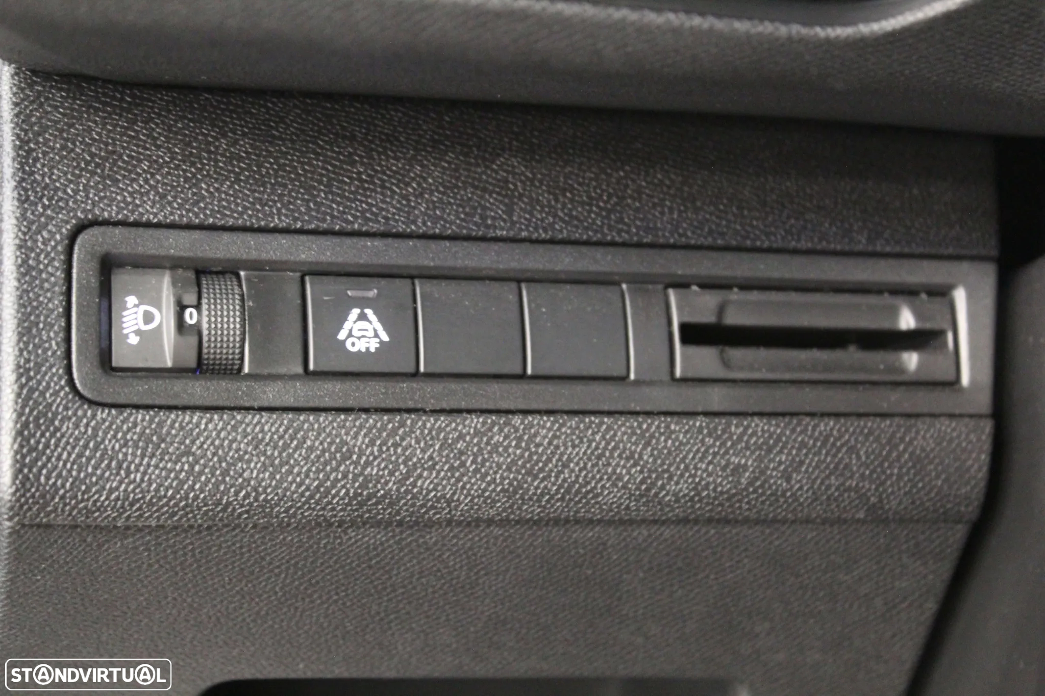 Peugeot 3008 1.2 PureTech Active Pack - 19