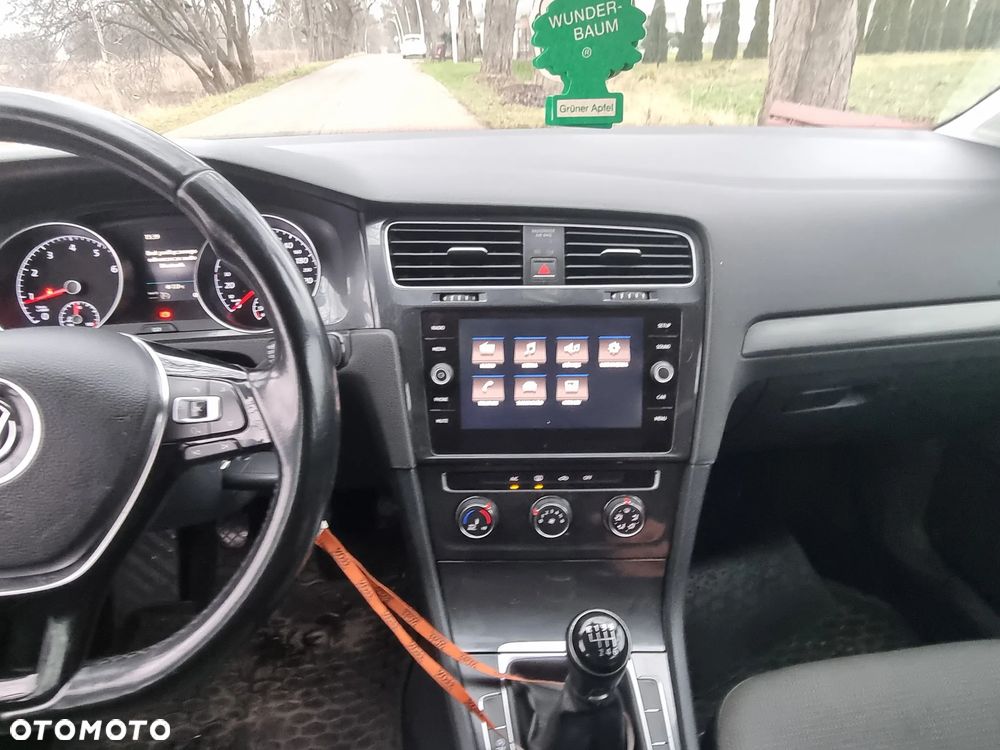 Volkswagen Golf Variant - 14