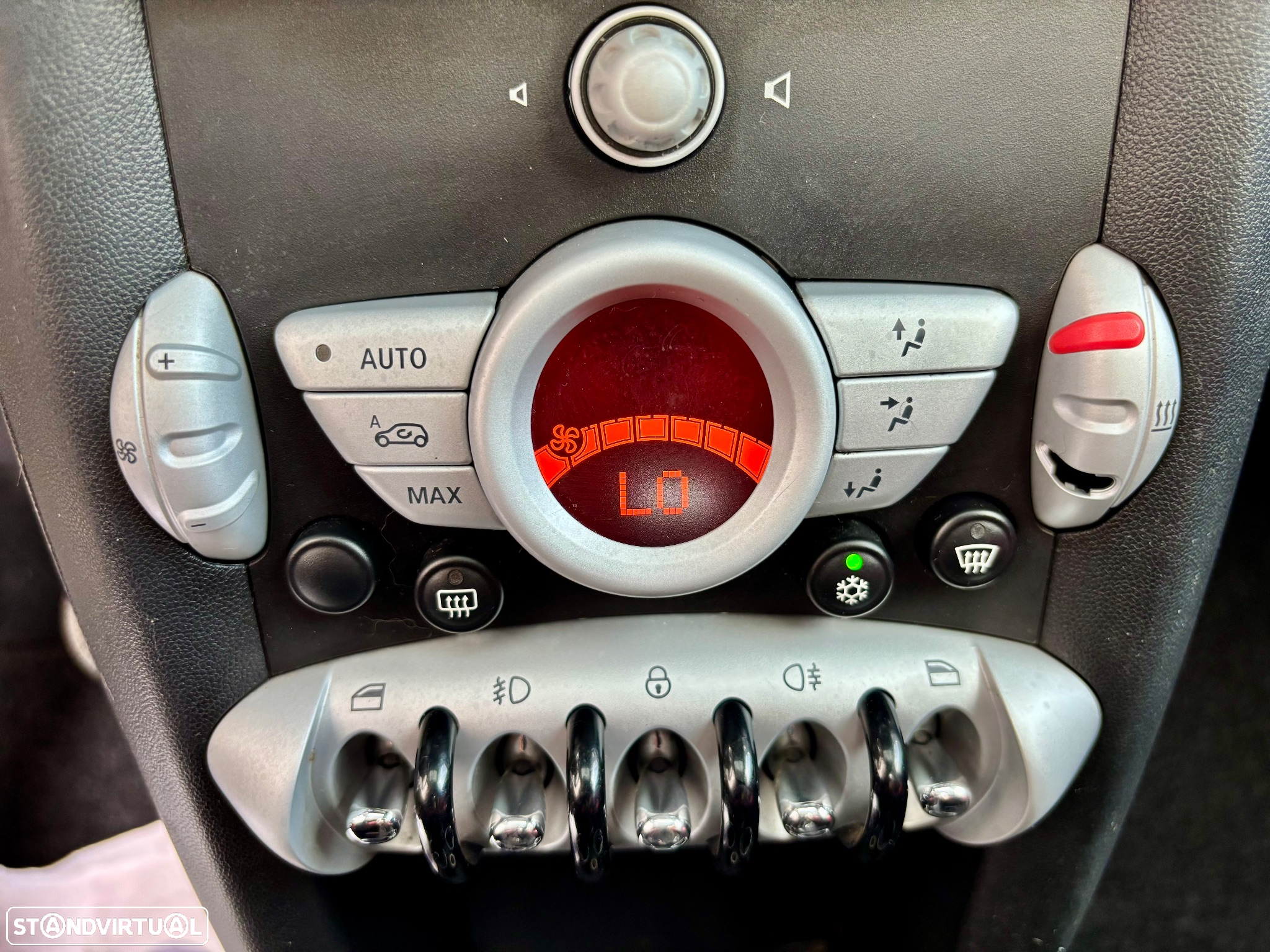 MINI 3 Portas Cooper D - 42