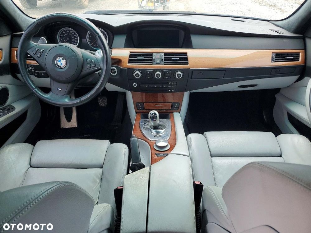 BMW M5 - 9