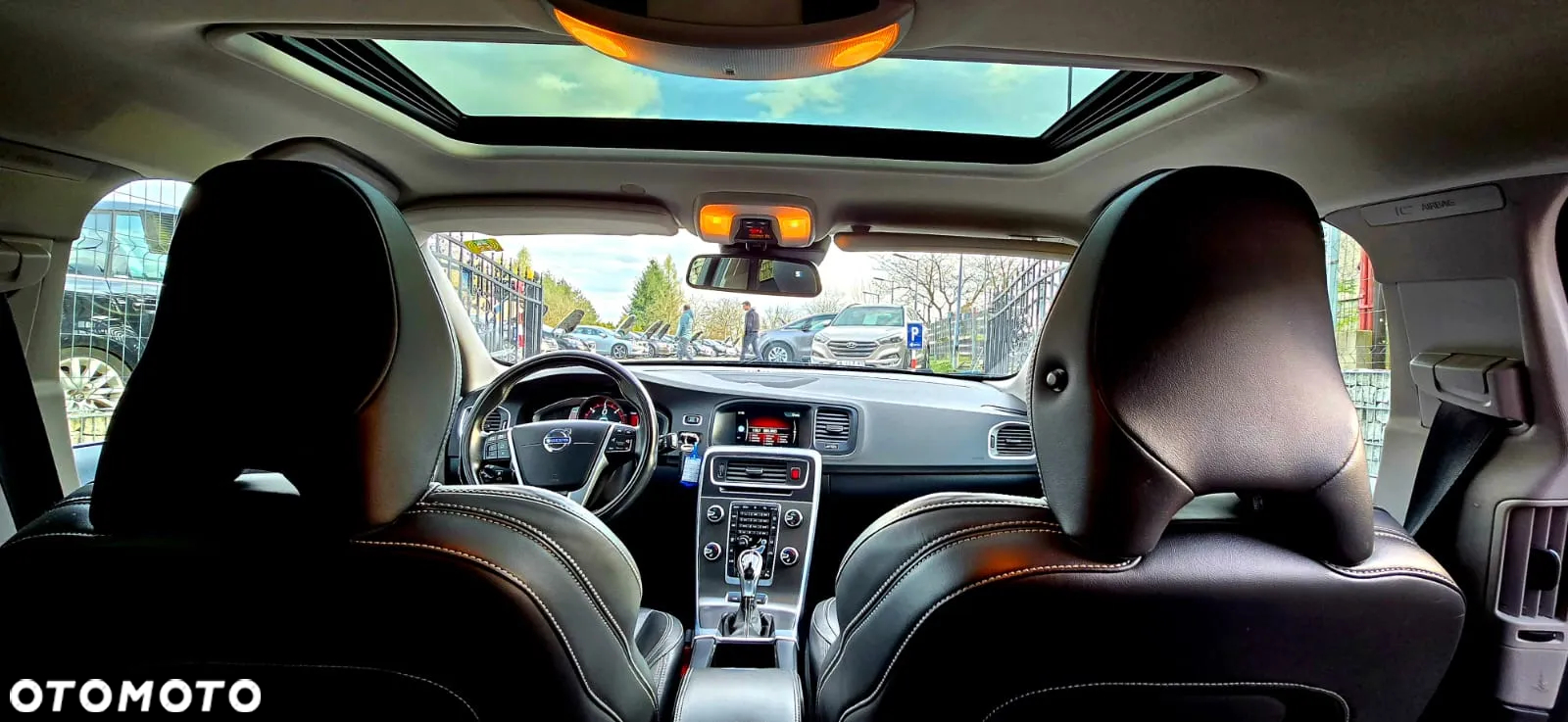 Volvo V60 D5 AWD - 16