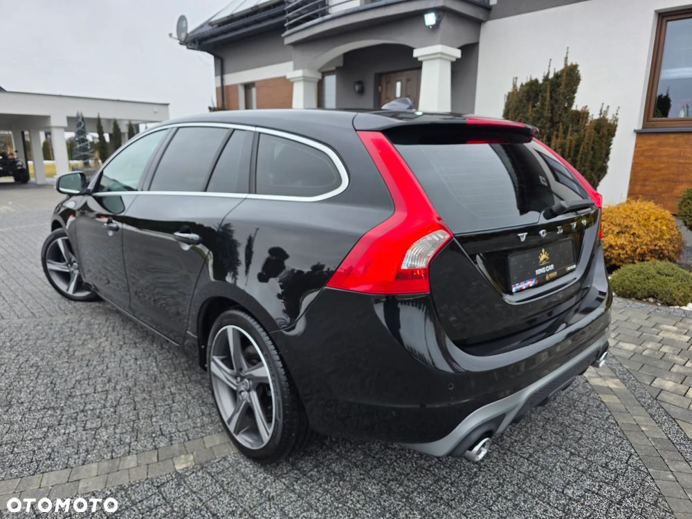 Volvo V60 D4 Geartronic Summum - 3