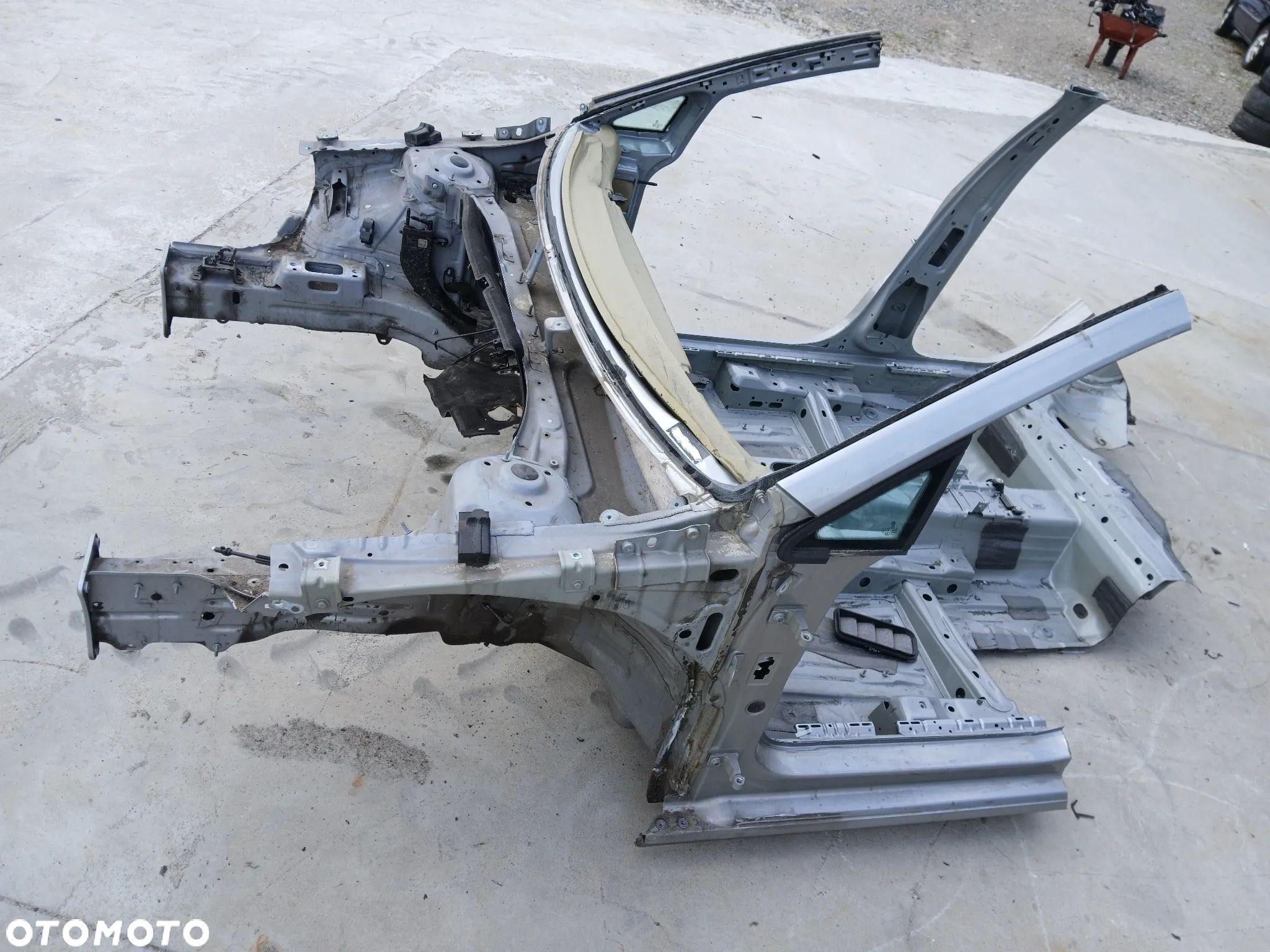 Ćwiartka Podłużnica Fartuch Próg Słupek VW Golf VII 7 5-Drzwi Hatchback - 1