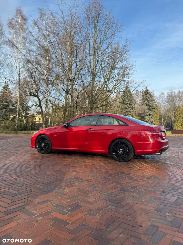 Mercedes-Benz Klasa E - 28