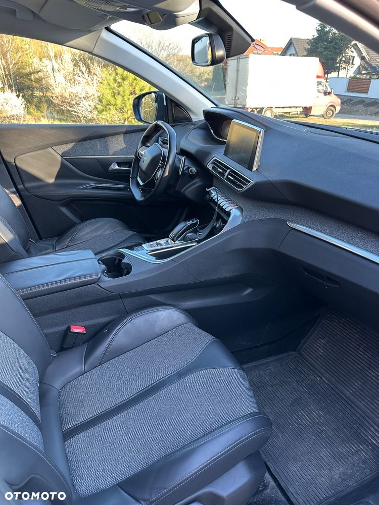 Peugeot 3008 1.2 PureTech Active S&S EAT6 - 8