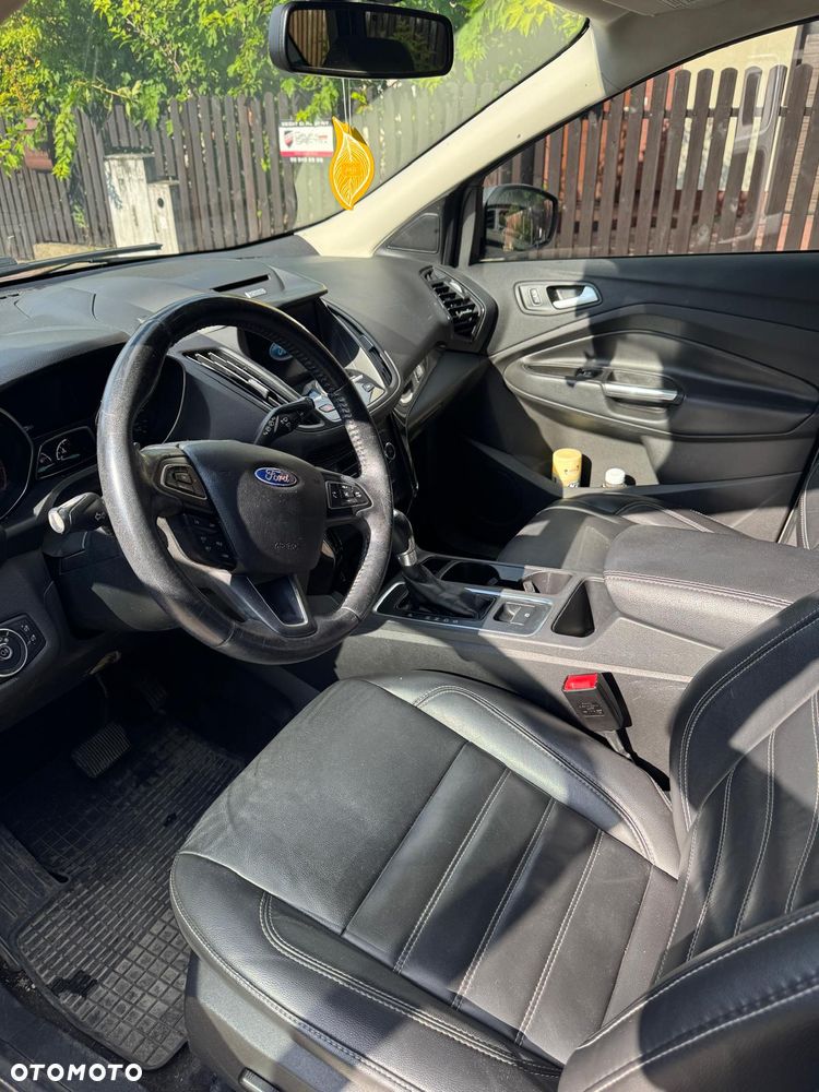 Ford Escape - 16