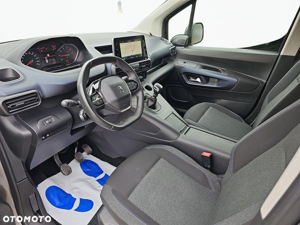 Peugeot Rifter - 11