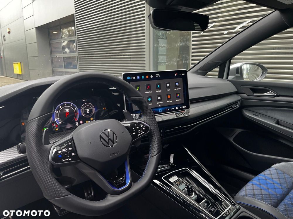 Volkswagen Golf - 13